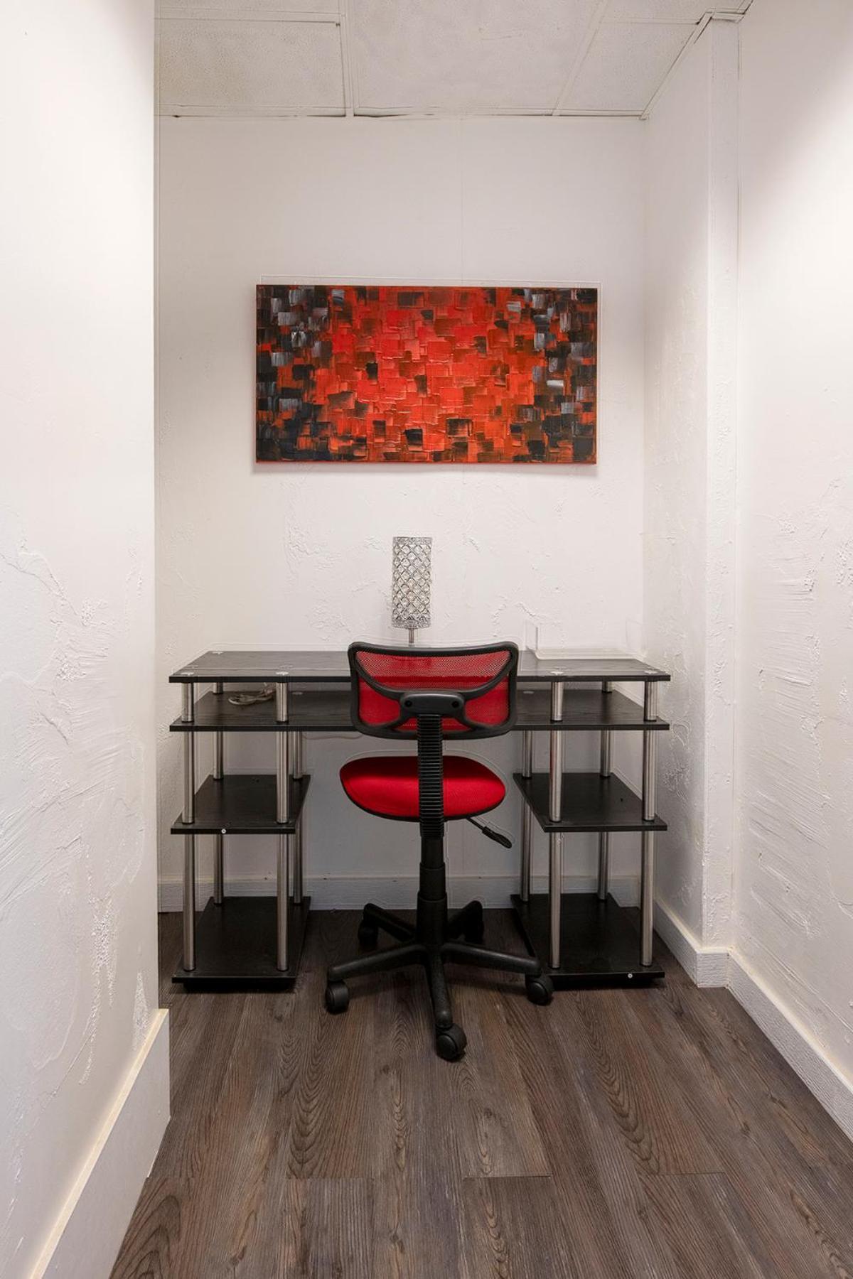 The Rubi Lounge - Spacious Brooklyn Centre Modern Escape Near Downtown With Parking, 300Mb Wifi & Self Check-In Cleveland Pokoj fotografie