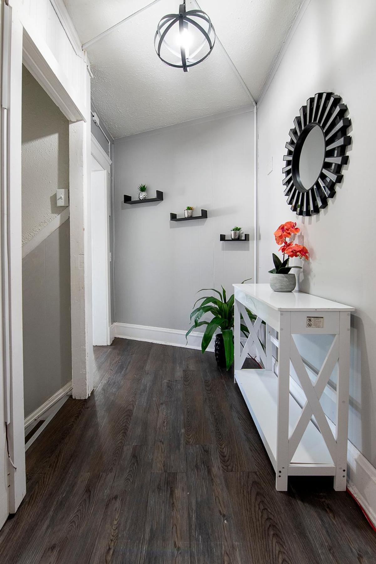 The Rubi Lounge - Spacious Brooklyn Centre Modern Escape Near Downtown With Parking, 300Mb Wifi & Self Check-In Cleveland Pokoj fotografie